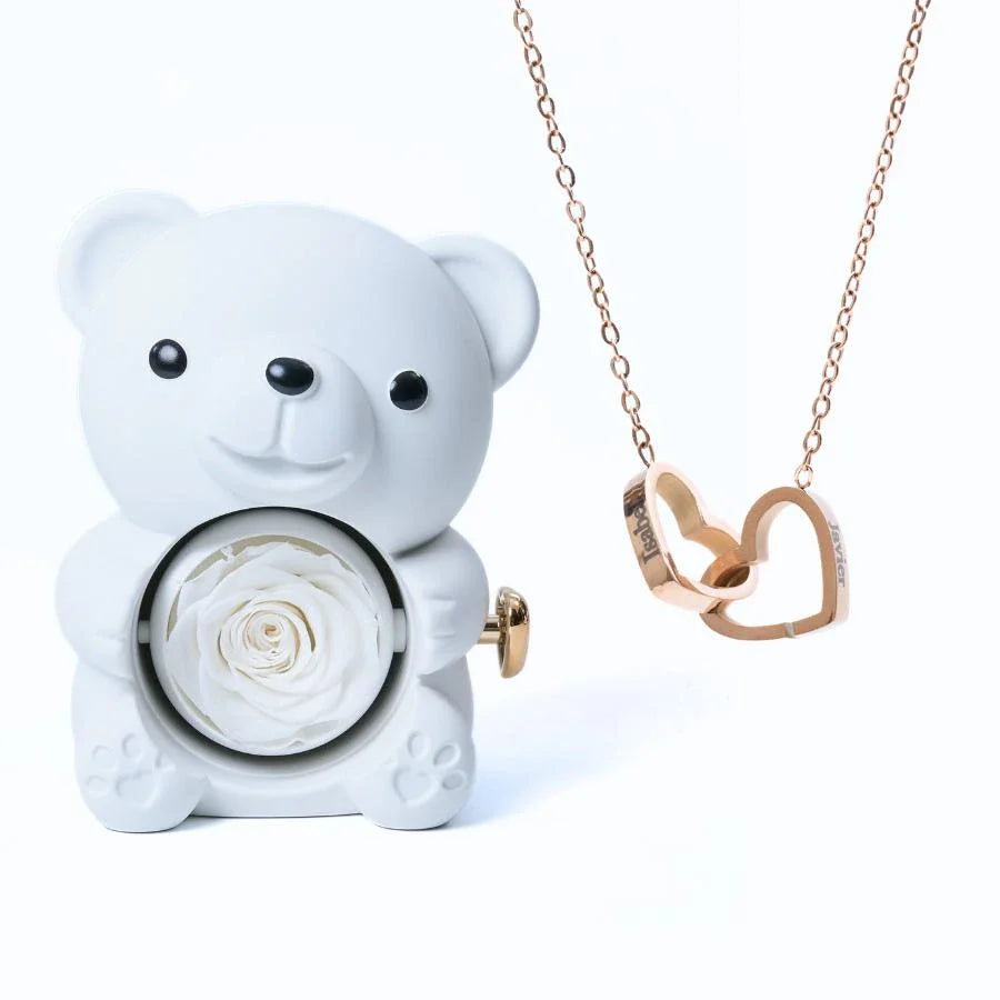 Wieczny Miś z Róż i personalizowany naszyjnik