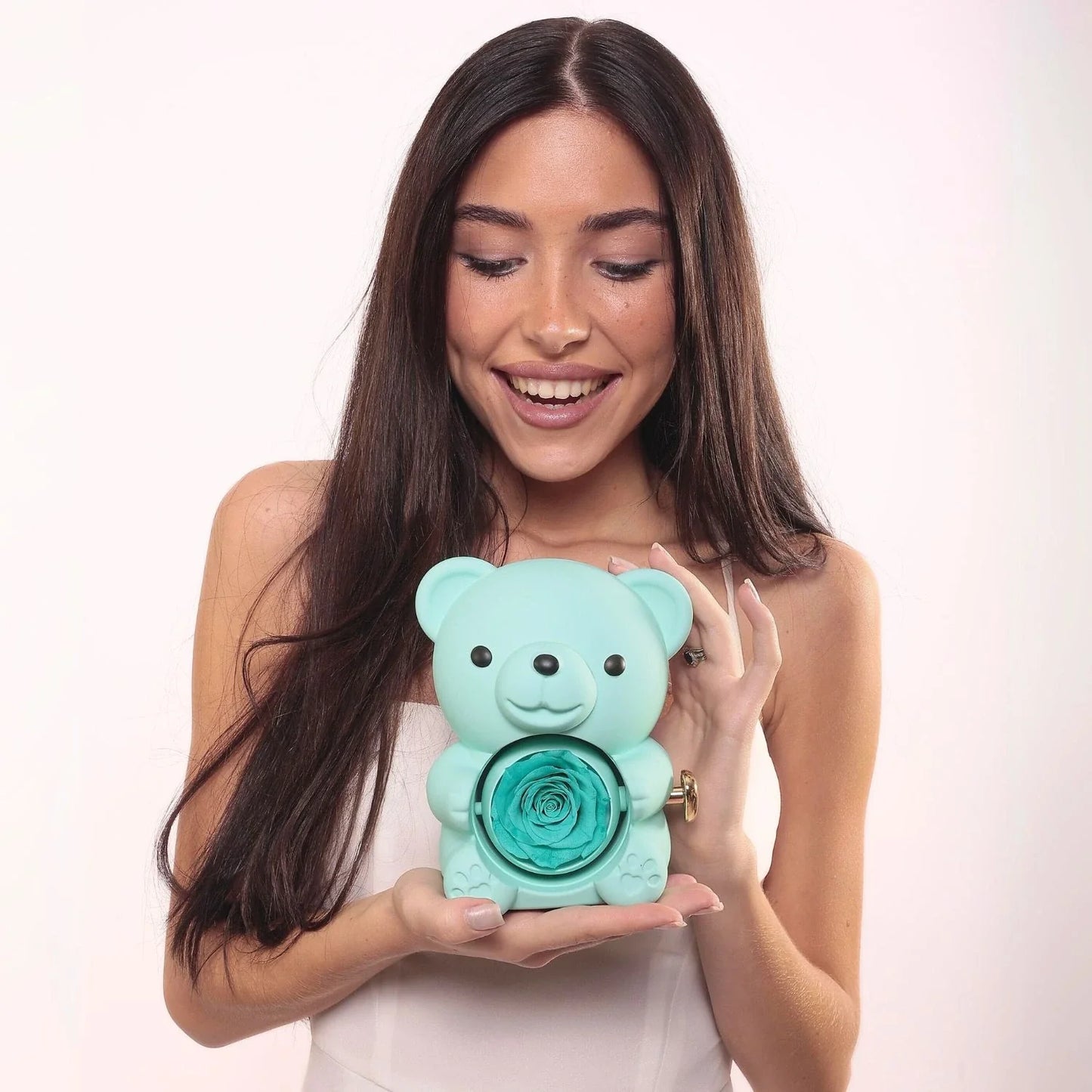 Wieczny Miś z Róż i personalizowany naszyjnik