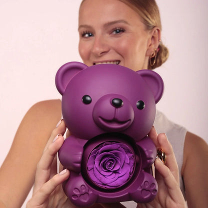 Wieczny Miś z Róż i personalizowany naszyjnik